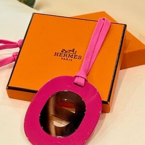 Hermès Pink Accesory
